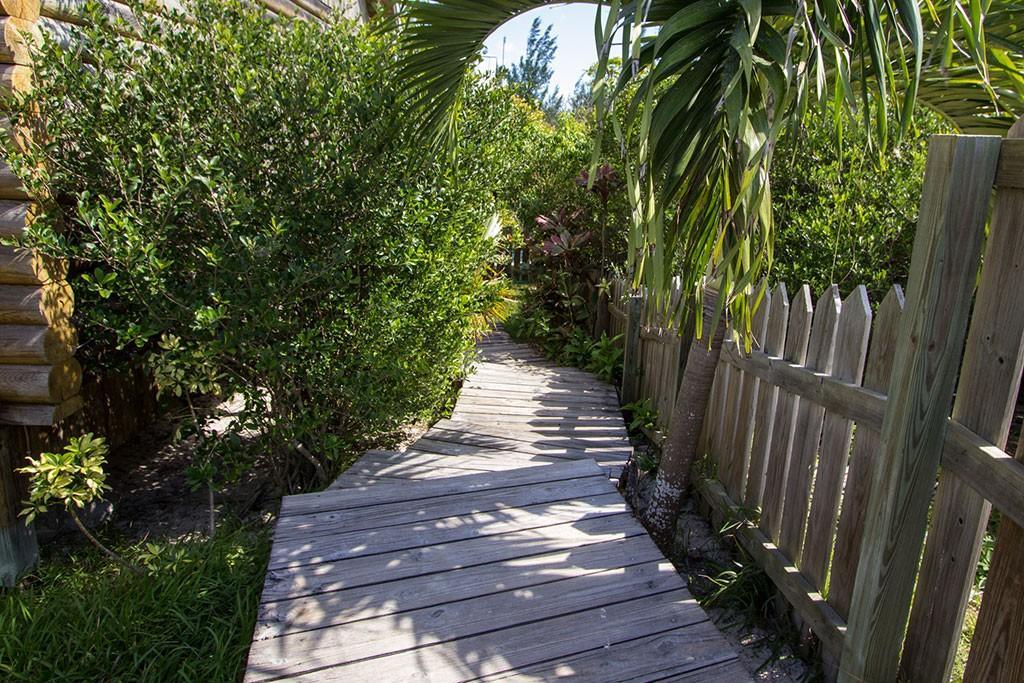 Oceanfrontier Hideaway Hotel Great Guana Cay Exterior photo